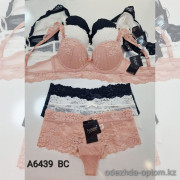 b4-a6439 Acousma Комплект кружевного нижнего белья: бюстгальтер на среднем поролоне и трусики стринги, 1 пачка (6 шт)