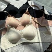 b13-822 Бюстгальтер на тонком поролоне гладкий, S-XL, 1 пачка (4 шт)