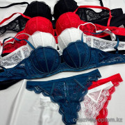 b16-1010 Комплект нижнего белья: бюстгальтер и трусики, 1 пачка (3 шт)