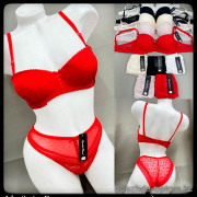 b5-816-2 Комплект нижнего белья: бюстгальтер на тонком поролоне и трусики, чашка B, 1 пачка (3 шт)