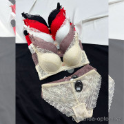 b16-9197 Комплект нижнего белья: бюстгальтер и трусики, чашка B, 1 пачка (3 шт)